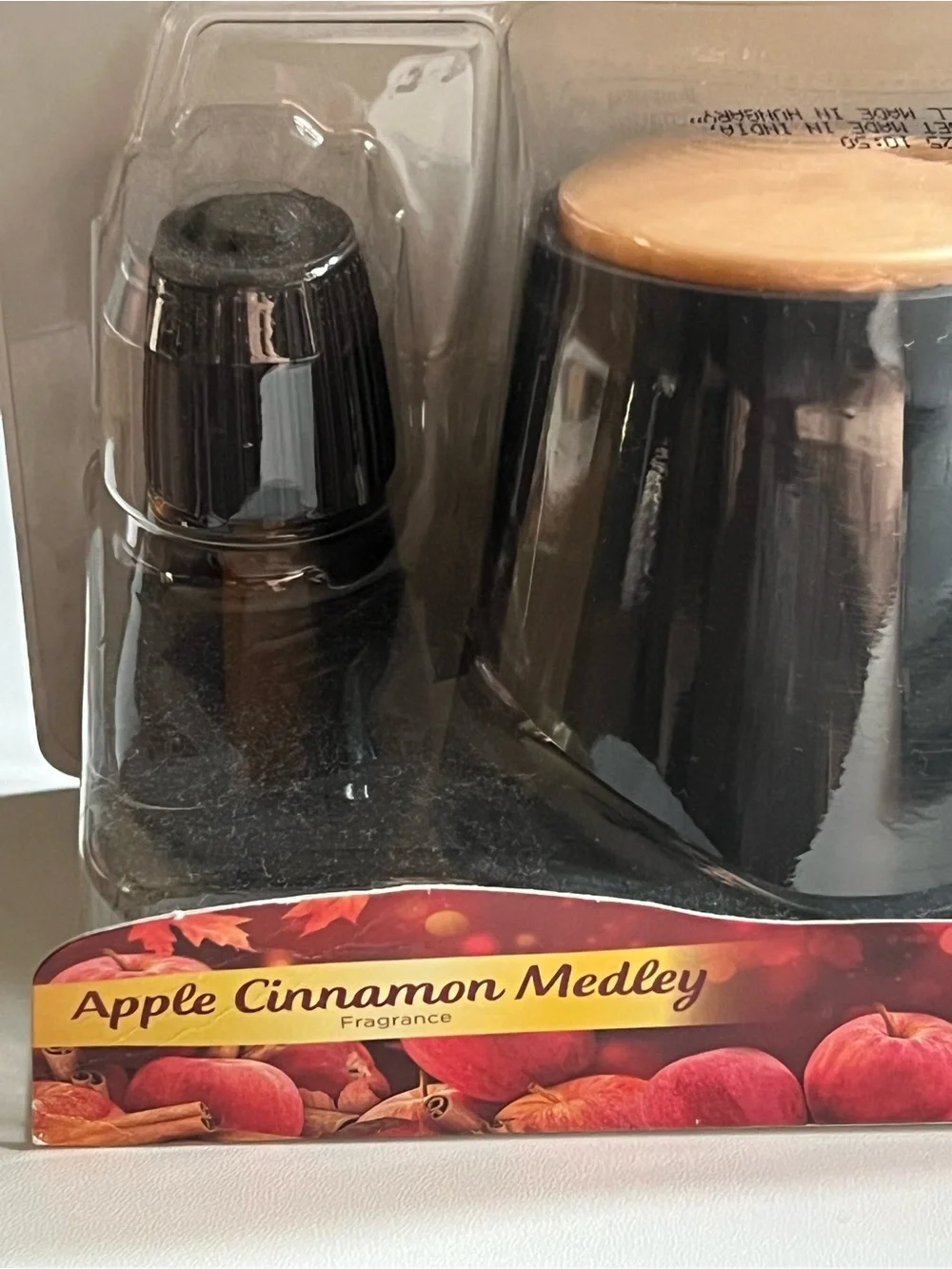 Air Wick Limited Edition Apple Cinnamon Medley Essential Mist Starter Kit New!